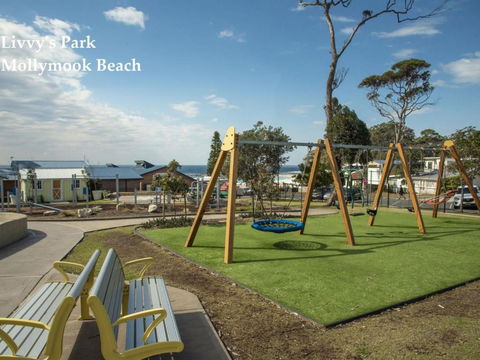 Aqua Shores Award Winning Apartment - eAccommodation 5