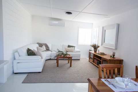 The Rested Guest 3 Bedroom Cottage West Wyalong - eAccommodation 3