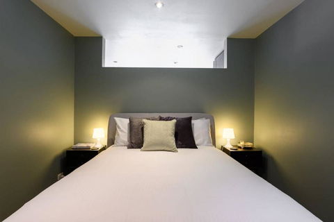 LUCY Stylish City Vibe & Views - eAccommodation 6