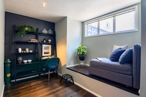 LUCY Stylish City Vibe & Views - eAccommodation 2