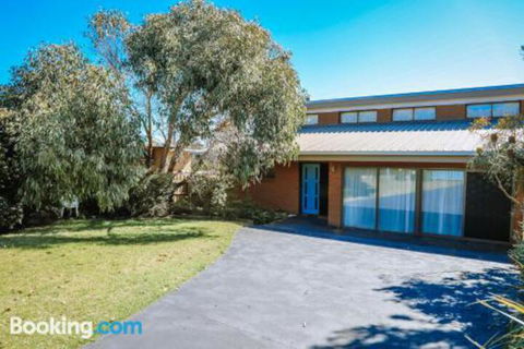 Banksia Beach House - eAccommodation 6