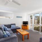 Hit The Beach - eAccommodation 0