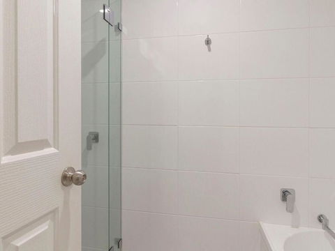 Across The Road From The Beach! - eAccommodation 6