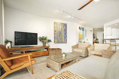 Apartment 2 Surfside - eAccommodation 6