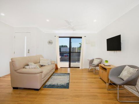 VIlla Zelma Culburra Beach - eAccommodation 0
