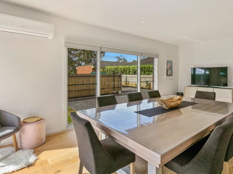 Absolutely Beach - eAccommodation 1