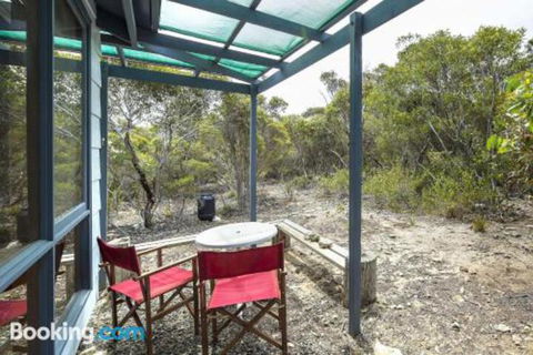 Honeyeaters Hideaway In Vivonne Bay - eAccommodation 0