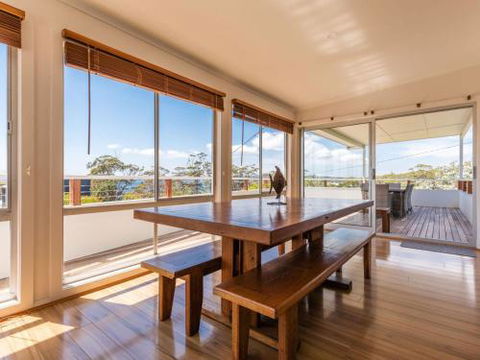 Unwind At Hyams Beach 4pm Check Out Sundays - eAccommodation 2