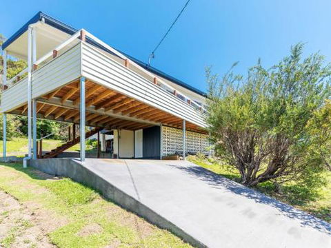 Unwind At Hyams Beach 4pm Check Out Sundays - eAccommodation 4