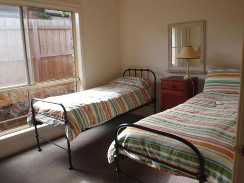 Paradise At The Beach Rosebud - eAccommodation 2