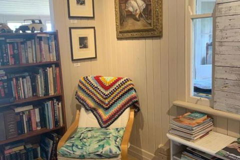 Hilltop Gallery - eAccommodation 4