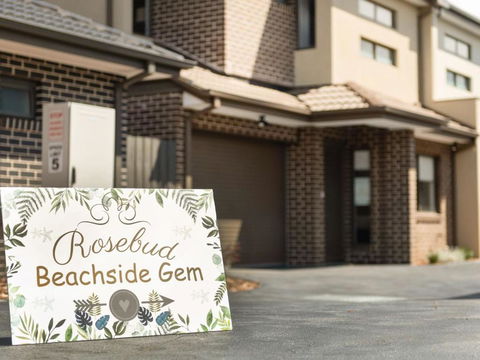 Rosebud Beachside Gem - eAccommodation 6