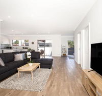 Callies Retreat I Pet Friendly I 3 Min Walk to Beach - eAccommodation