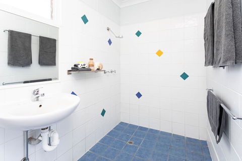 Airlie Sun & Sand Accommodation 2 - eAccommodation 5