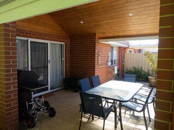 Oceanside Retreat Busselton - eAccommodation 6