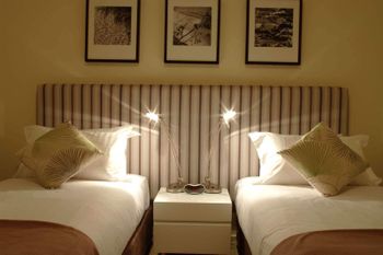 Executive Elwood Apartment - eAccommodation 2