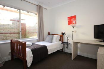 Swan View Family Home - eAccommodation 0