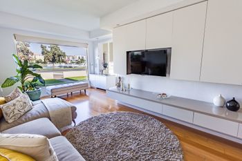 Serene Marinafront 3BR Retreat - eAccommodation 0