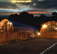 Bruny Island Accommodation 43 Degrees Beachside Studio Spa Apartments 1 - eAccommodation