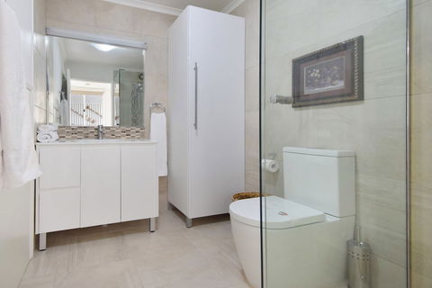 Villa 1 Lazy Days - eAccommodation 6
