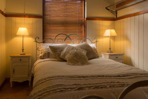 Celestial Dew Of Tyalgum - eAccommodation 3