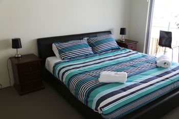 Waters Edge - eAccommodation 4
