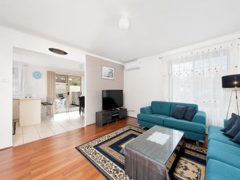 Seaclusion 2 2 Margaret Street - eAccommodation 0
