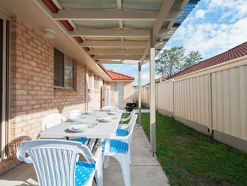 Seaclusion 2 2 Margaret Street - eAccommodation 4