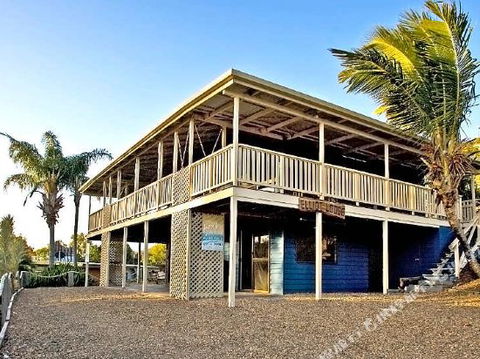 1770 Beach Accommodation Elliot Lodge - eAccommodation 6