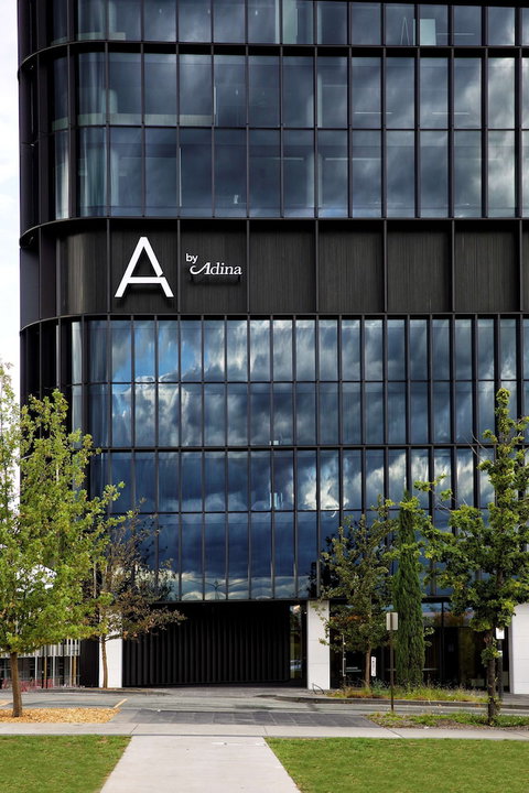 A By Adina Canberra - eAccommodation 0