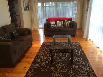 Australian Home Away Doncaster Elgar 2 - eAccommodation 4