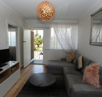 Glenelg Holiday Apartments The Broadway - eAccommodation