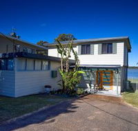 Diamond Lake House - eAccommodation