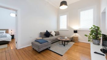 Spacious One Bedroom Heart Of Potts Point H333 - eAccommodation 2
