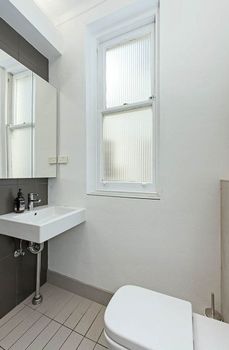 Spacious One Bedroom Heart Of Potts Point H333 - eAccommodation 3