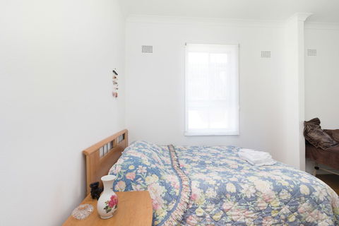 Pelicanstay Holiday Home Bondi Beach - eAccommodation 3