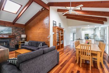 Kings Retreat - eAccommodation 0