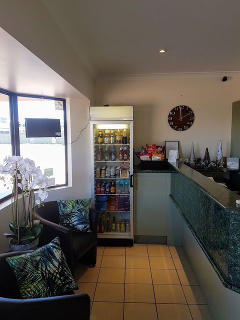 Rockhampton Palms Motor Inn - eAccommodation 6