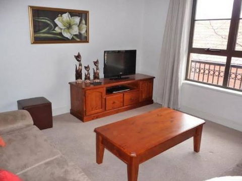 Absolute Luxury In The East End Of Adelaide Apartment - eAccommodation 1