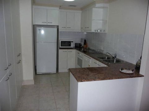 Absolute Luxury In The East End Of Adelaide Apartment - eAccommodation 5
