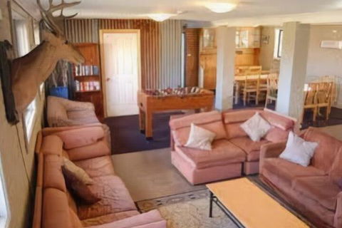 East Lake Travellers Lodge - eAccommodation 2
