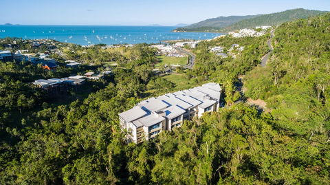 Azure Sea Whitsunday Resort - eAccommodation 0