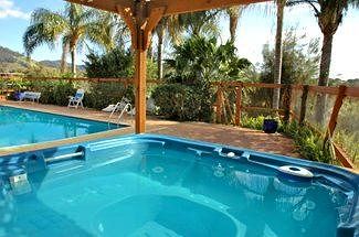 Ambience Holiday Apartments - eAccommodation 6