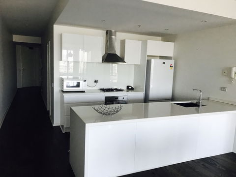 Apartments Melbourne Domain - New Quay Docklands - eAccommodation 5