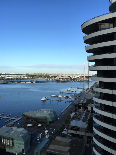 Apartments Melbourne Domain - New Quay Docklands - eAccommodation 0
