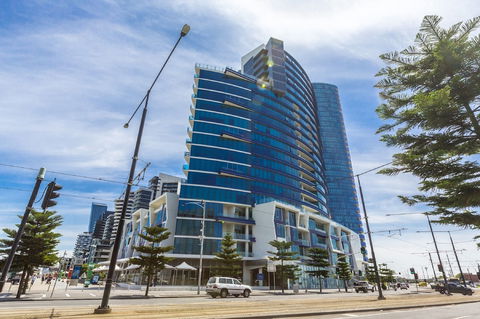 Apartments Melbourne Domain - New Quay Docklands - eAccommodation 2
