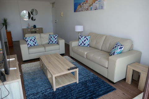 Queensleigh Apartment - eAccommodation 5