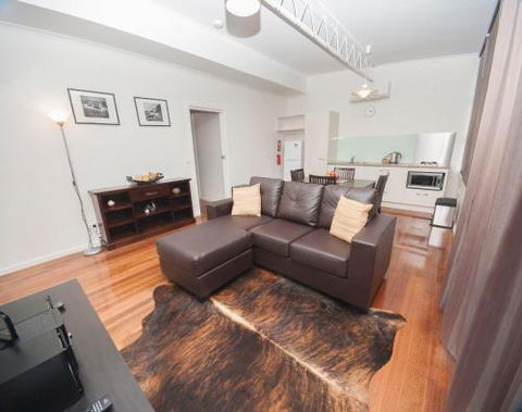 Harmony At Tower Hill Apartment - eAccommodation 1