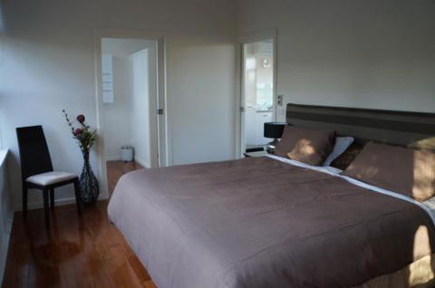 Harmony At Tower Hill Apartment - eAccommodation 6
