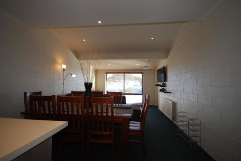 Alpine Heights 08 - eAccommodation 6